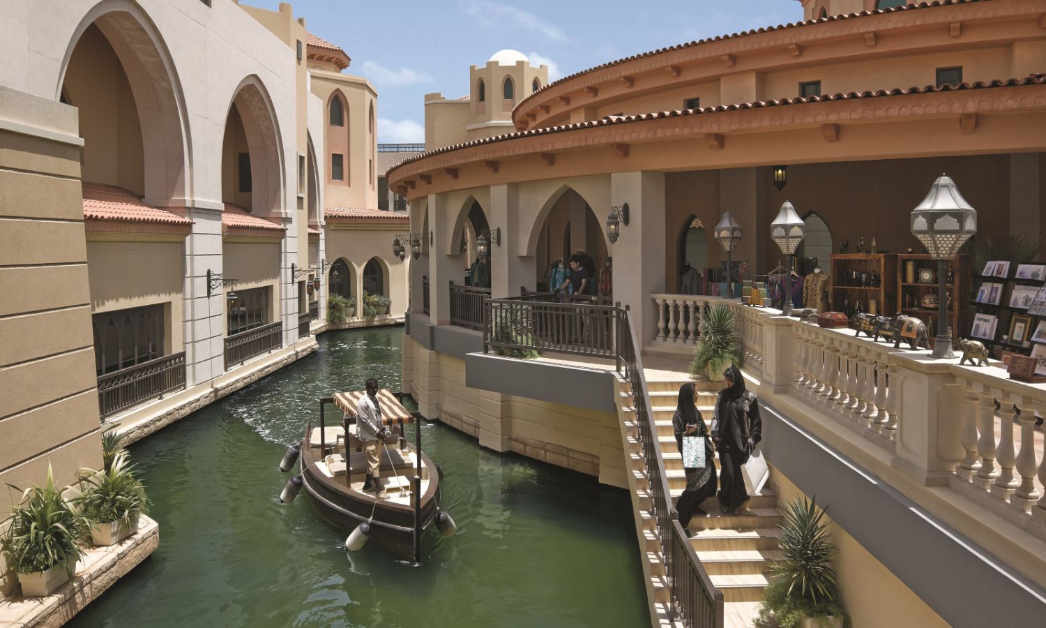 Shangri-La Qaryat Al Beri