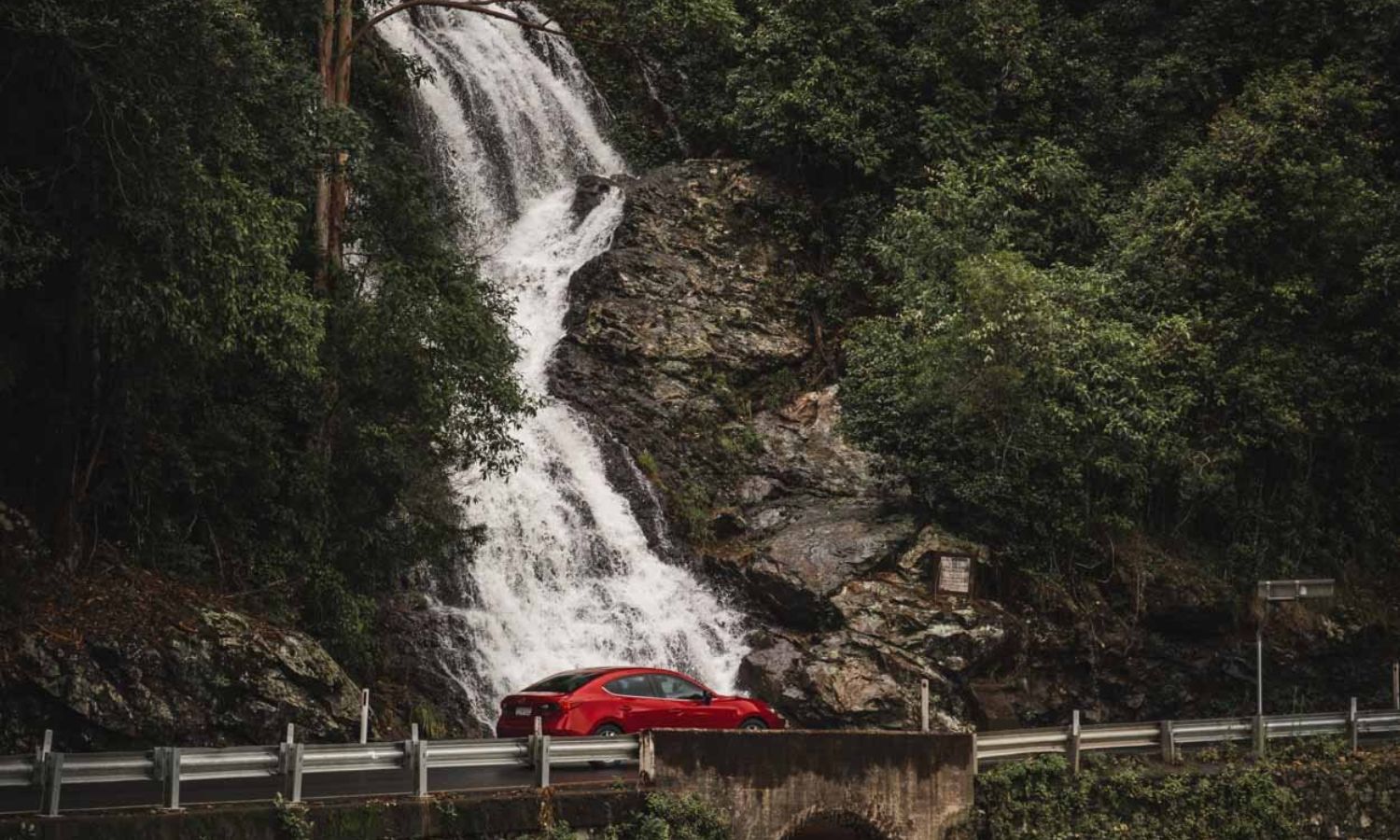 best waterfalls nsw