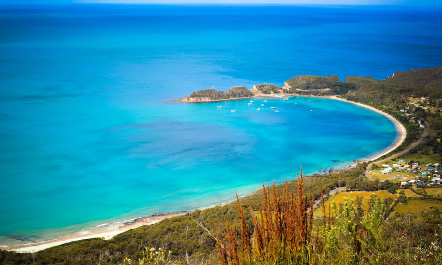 An image of one of the best beaches in tasmania